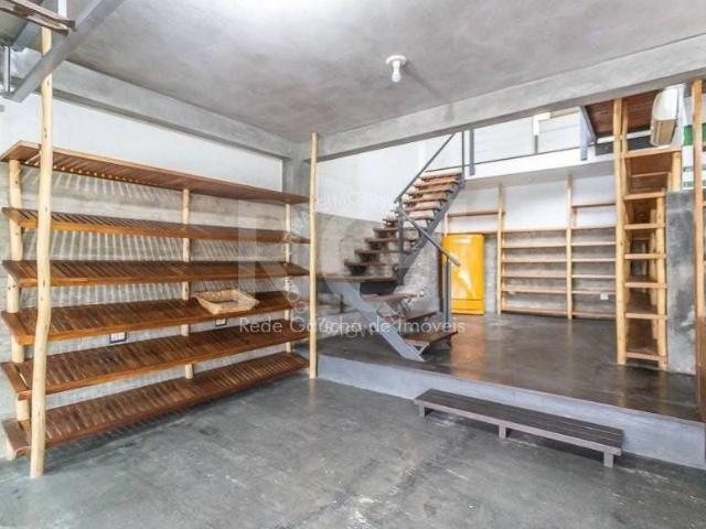 Casa / Sobrado para Locação em Porto Alegre/RS Petrópolis 2 Quartos