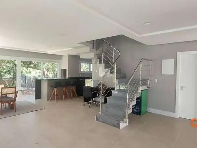 Casa / Sobrado para Locação em Porto Alegre/RS Pedra Redonda 4 Quartos