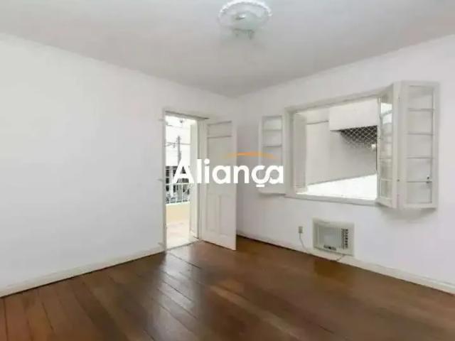 Casa / Sobrado para Locação em Porto Alegre/RS Rio Branco 6 Quartos