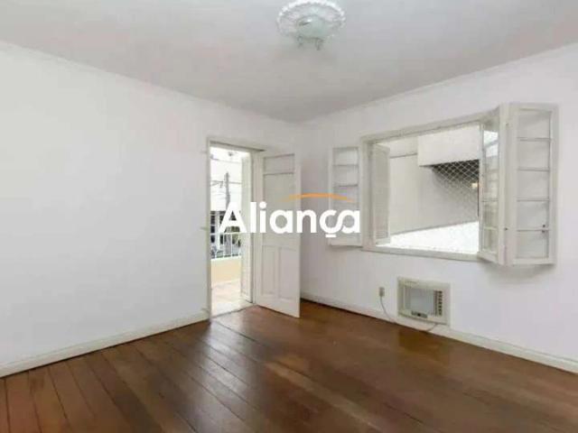 Casa / Sobrado para Locação em Porto Alegre/RS Rio Branco 6 Quartos