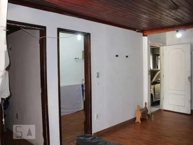Casa / Sobrado para Locação em Porto Alegre/RS Rubem Berta 3 Quartos