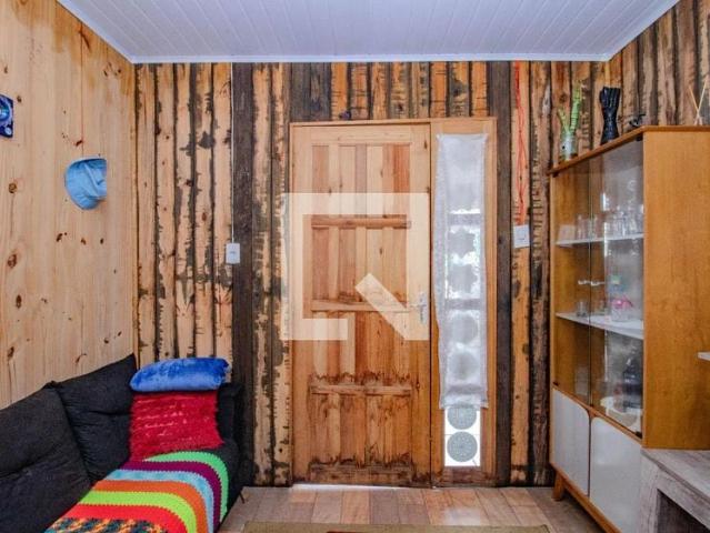 Casa / Sobrado para Locação em Porto Alegre/RS Rubem Berta 2 Quartos