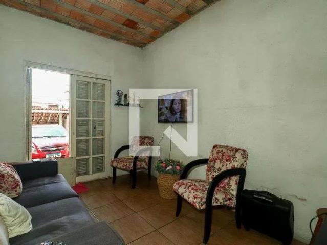 Casa / Sobrado para Locação em Porto Alegre/RS Rubem Berta 2 Quartos