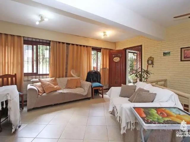 Casa / Sobrado para Locação em Porto Alegre/RS Teresópolis 3 Quartos