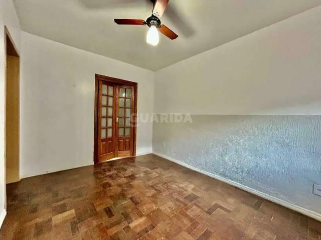 Casa / Sobrado para Locação em Porto Alegre/RS Teresópolis 3 Quartos
