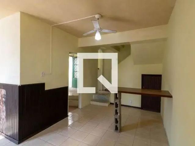 Casa / Sobrado para Locação em Porto Alegre/RS Teresópolis 3 Quartos