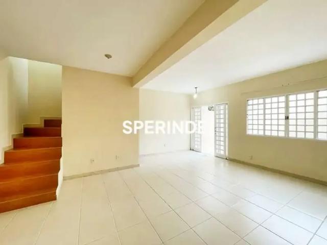Casa / Sobrado para Locação em Porto Alegre/RS Teresópolis 2 Quartos