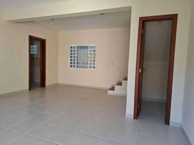 Casa / Sobrado para Locação em Porto Alegre/RS Teresópolis 2 Quartos