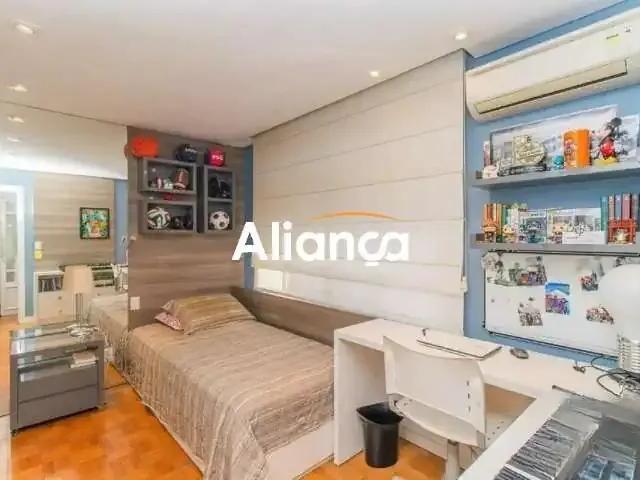 Casa / Sobrado para Locação em Porto Alegre/RS Três Figueiras 3 Quartos