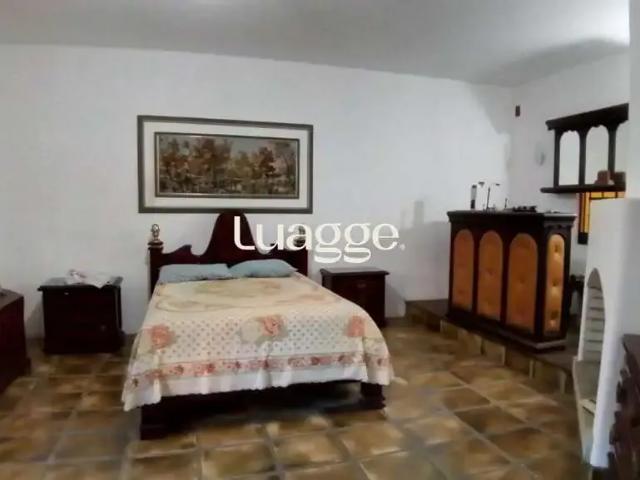 Casa / Sobrado para Locação em Porto Alegre/RS Tristeza 3 Quartos