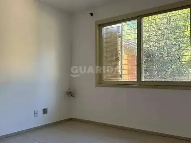 Casa / Sobrado para Locação em Porto Alegre/RS Tristeza 4 Quartos
