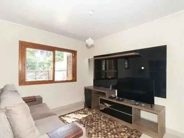 Casa / Sobrado para Locação em Porto Alegre/RS Tristeza 4 Quartos