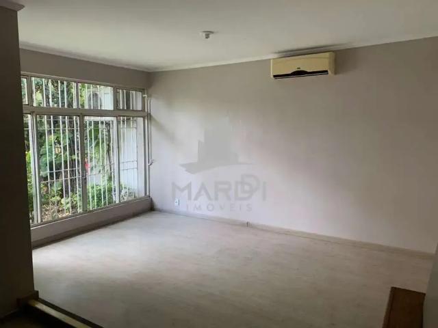 Casa / Sobrado para Locação em Porto Alegre/RS Tristeza 5 Quartos