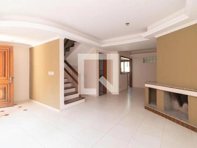 Casa / Sobrado para Locação em Porto Alegre/RS Vila Assunção 3 Quartos