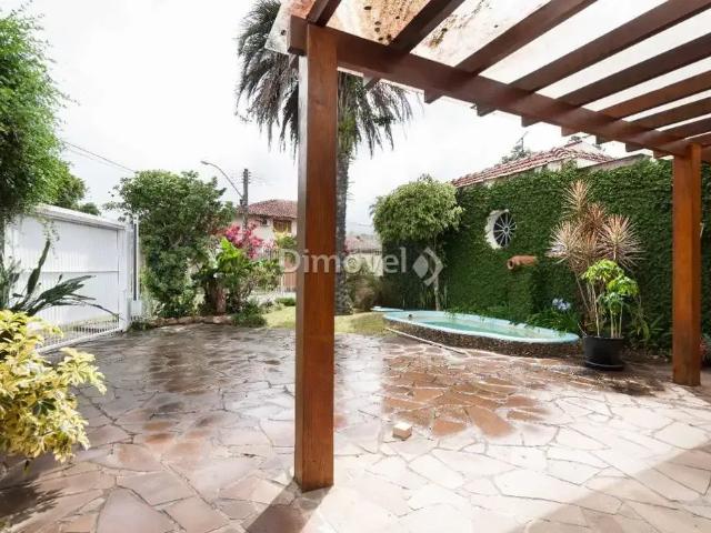 Casa / Sobrado para Locação em Porto Alegre/RS Vila Assunção 3 Quartos