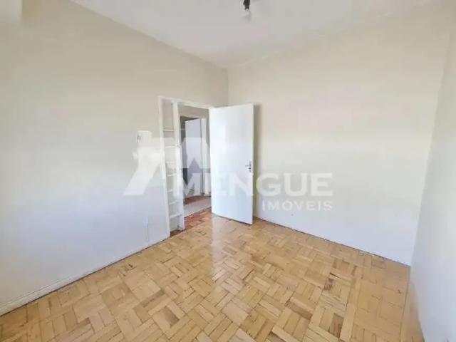 Casa / Sobrado para Locação em Porto Alegre/RS Vila Ipiranga 4 Quartos
