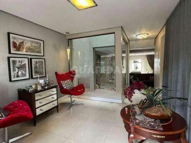 Casa / Sobrado para Locação em Porto Alegre/RS Vila Ipiranga 4 Quartos