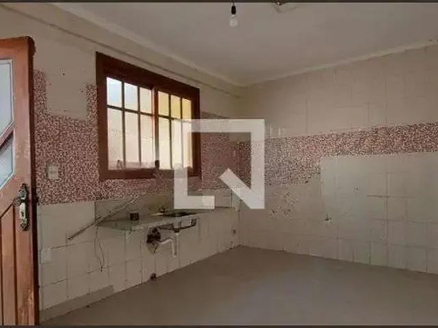 Casa / Sobrado para Locação em Porto Alegre/RS Vila Ipiranga 3 Quartos