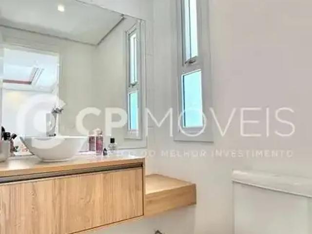 Casa / Sobrado para Locação em Porto Alegre/RS Vila Ipiranga 3 Quartos
