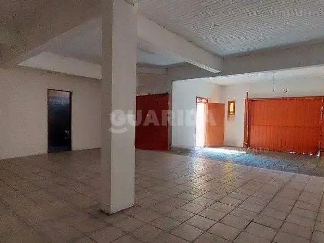 Casa / Sobrado para Locação em Porto Alegre/RS Vila Ipiranga 3 Quartos