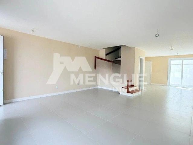Casa / Sobrado para Locação em Porto Alegre/RS Vila Jardim 3 Quartos