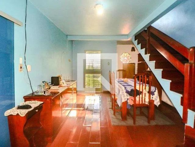 Casa / Sobrado para Locação em Porto Alegre/RS Vila Jardim 3 Quartos