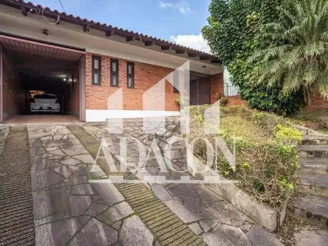 Casa / Sobrado para Locação em Porto Alegre/RS Vila João Pessoa 3 Quartos