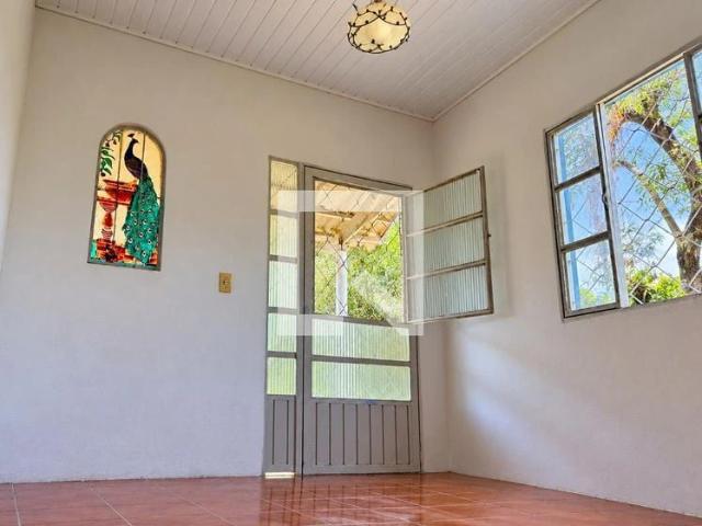 Casa / Sobrado para Locação em Porto Alegre/RS Vila Nova 3 Quartos