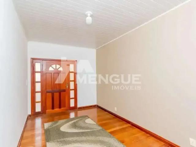 Casa / Sobrado para Locação em Porto Alegre/RS Vila São José 2 Quartos