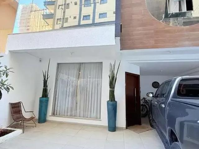 Casa / Sobrado para Locação em Porto Belo/SC Balneário Perequê 5 Quartos