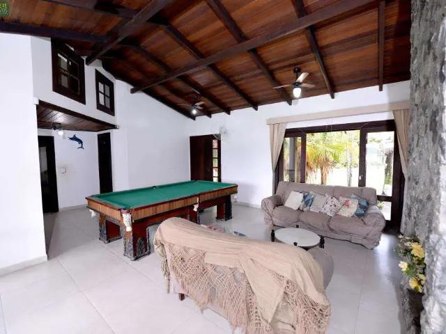 Casa / Sobrado para Locação em Porto Belo/SC Centro 5 Quartos