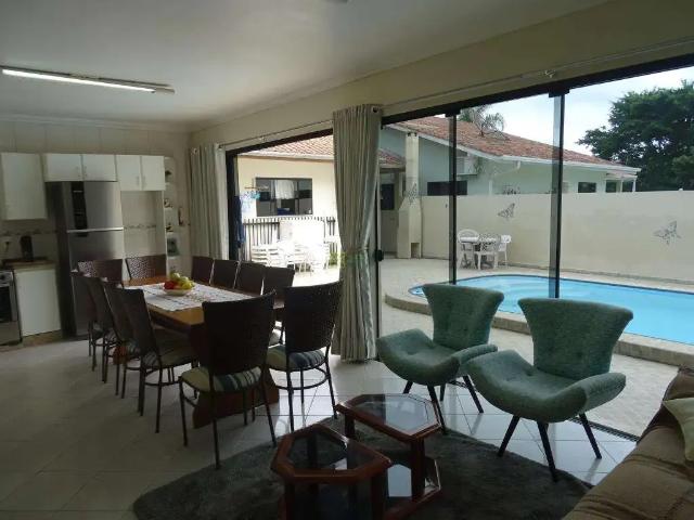 Casa / Sobrado para Locação em Porto Belo/SC Centro 2 Quartos