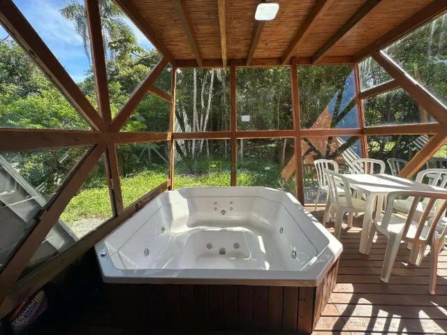Casa / Sobrado para Locação em Porto Belo/SC Vila Nova 1 Quartos