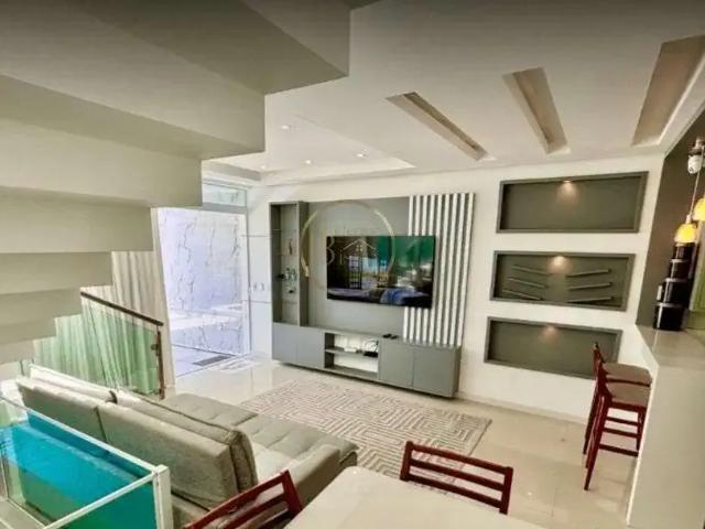 Casa / Sobrado para Locação em Porto Seguro/BA Praia De Taperapuan 4 Quartos