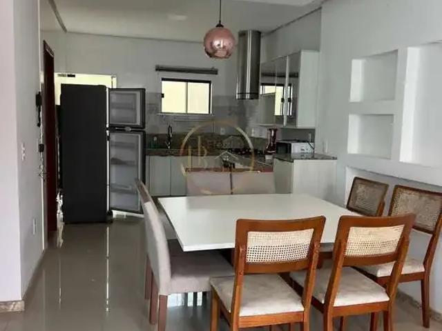 Casa / Sobrado para Locação em Porto Seguro/BA Praia De Taperapuan 4 Quartos