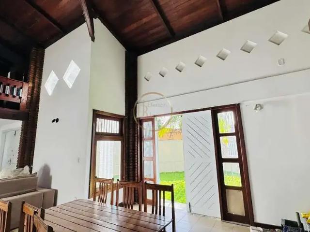 Casa / Sobrado para Locação em Porto Seguro/BA Praia De Taperapuan 4 Quartos