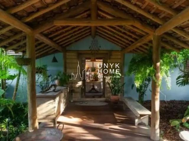 Casa / Sobrado para Locação em Porto Seguro/BA Trancoso 6 Quartos