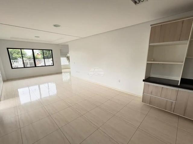 Casa / Sobrado para Locação em Pato Branco/PR Centro 4 Quartos