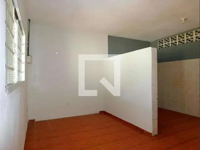 Casa / Sobrado para Locação em Paulínia/SP João Aranha 2 Quartos