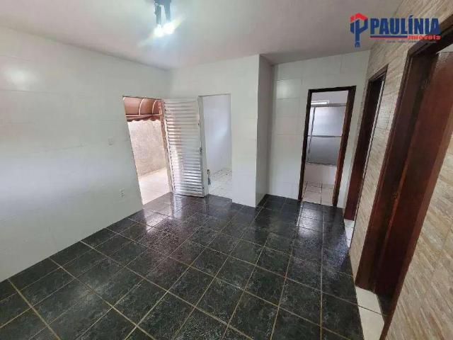 Casa / Sobrado para Locação em Paulínia/SP Nova Veneza 2 Quartos