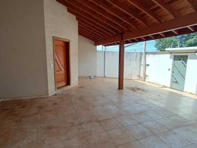 Casa / Sobrado para Locação em Paulínia/SP São Luiz 2 Quartos