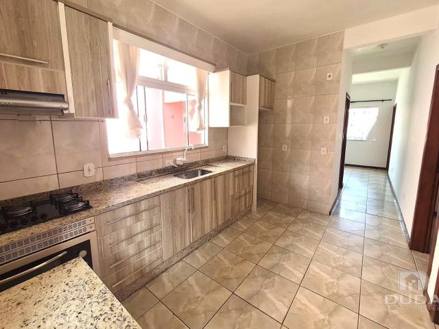 Casa / Sobrado para Locação em Palhoça/SC Madri 3 Quartos