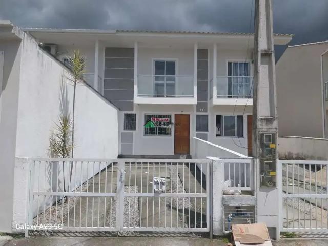Casa / Sobrado para Locação em Palhoça/SC Aririu 2 Quartos