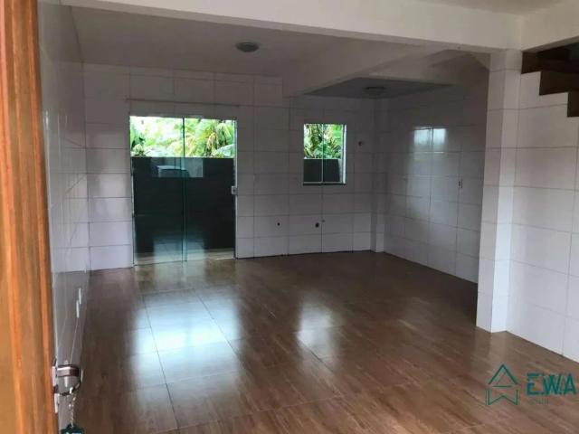Casa / Sobrado para Locação em Palhoça/SC Aririú da Formiga 2 Quartos