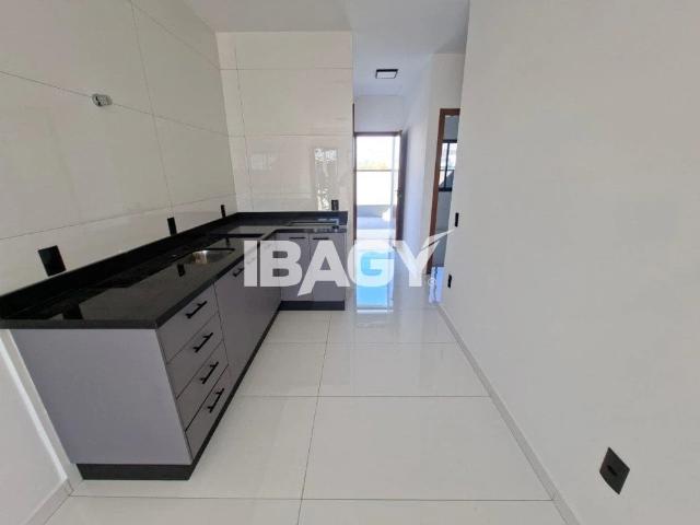 Casa / Sobrado para Locação em Palhoça/SC Barra do Aririú 2 Quartos