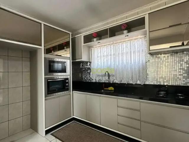 Casa / Sobrado para Locação em Palhoça/SC Barra do Aririú 3 Quartos