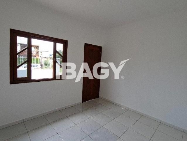 Casa / Sobrado para Locação em Palhoça/SC Barra do Aririú 3 Quartos