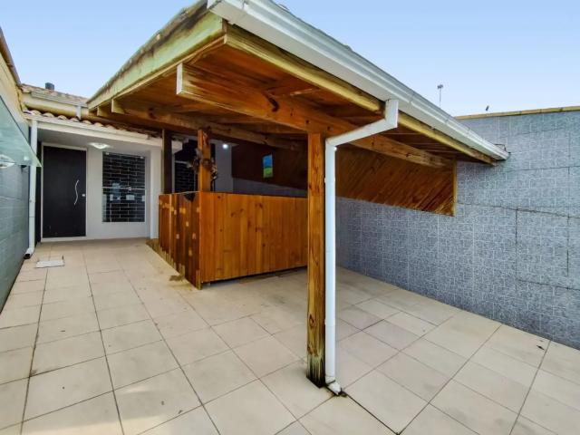 Casa / Sobrado para Locação em Palhoça/SC Bela Vista 2 Quartos