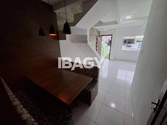 Casa / Sobrado para Locação em Palhoça/SC Bela Vista 2 Quartos