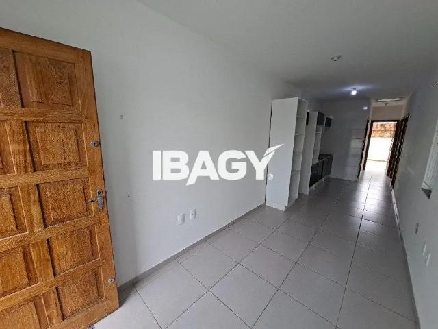 Casa / Sobrado para Locação em Palhoça/SC Bela Vista 2 Quartos